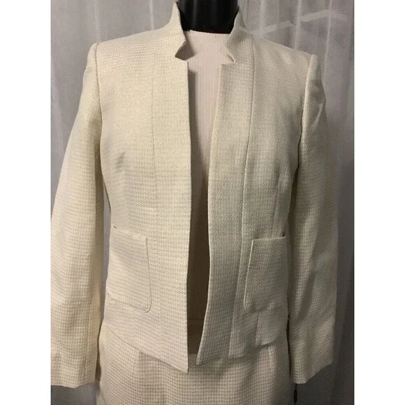 Calvin Klein Fully Lined Ivory Metallic Womens Skirt Suit Size 10P NWT